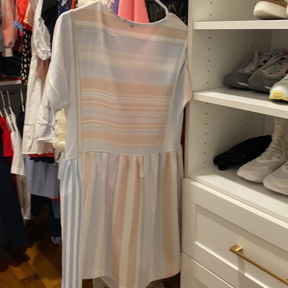 two dresses - Picture 3 of 7
